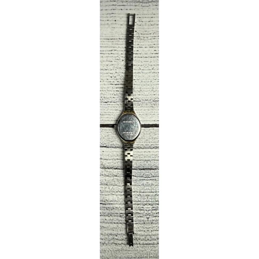 Caravelle by‎ Bulova Womens Watch Silver Tone Oval White Dial Quartz